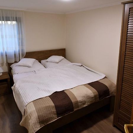 Siraly Apartman Гойдунанаш Екстер'єр фото